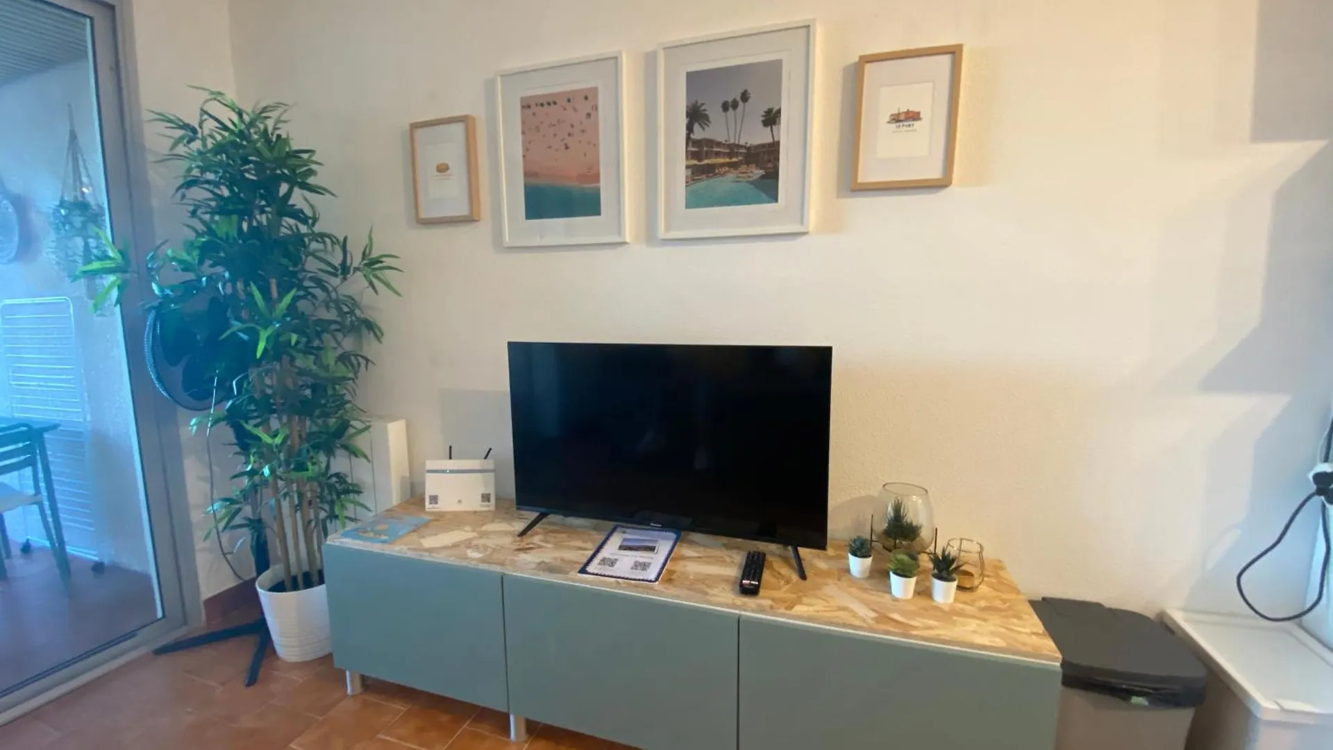 Appartement Vue Mer Magnifique Grande Terrasse - Deco Cosy サント・マキシム フランス