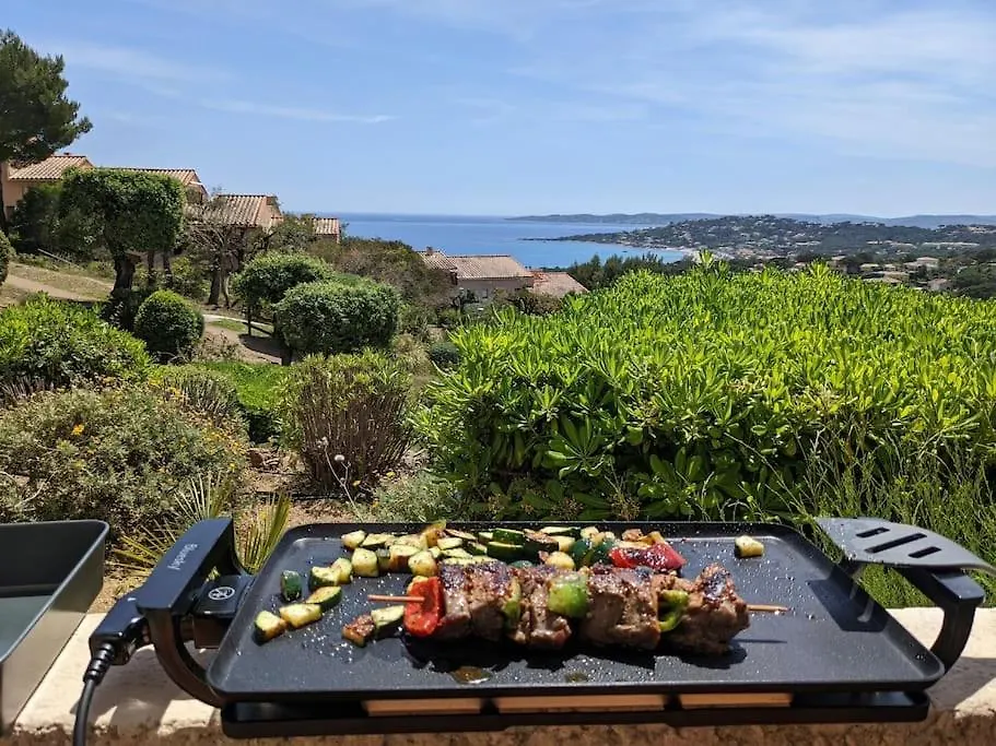 Appartement Vue Mer Magnifique Grande Terrasse - Deco Cosy Sainte-Maxime France